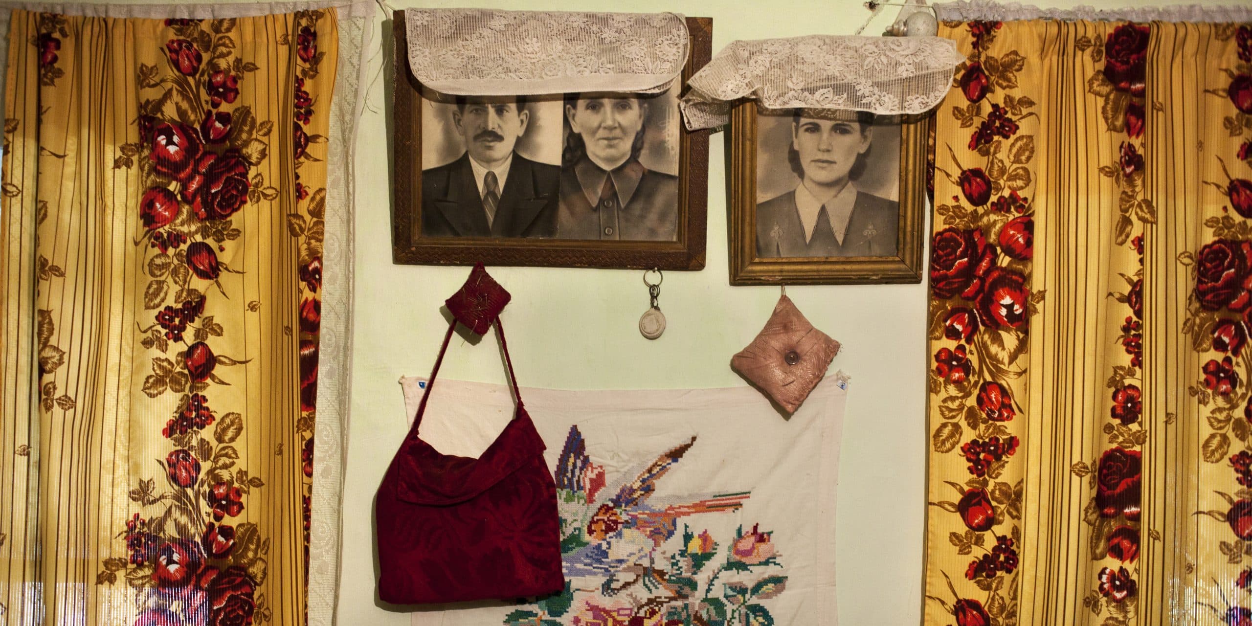 Cover Image for The Long Exile: A History of the Deportation of 1944